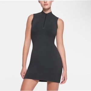 Skims Women's Sleeveless Zip Up Jacket Mini Dress